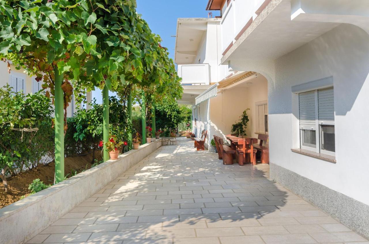 Apartments Ruza A Лопар Екстер'єр фото